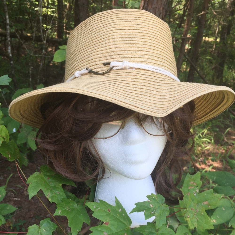 HBY Miami Soft Straw Hat Fishhook & Rope - Picture 4 of 10